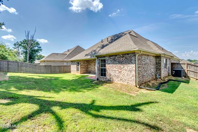 162 Sweetbriar Circle, Canton, MS 39046
