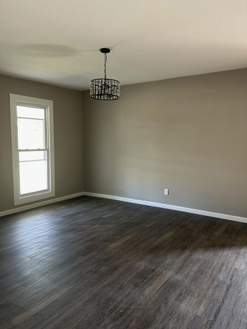 516 E Main Street, Carlisle, KY 40311