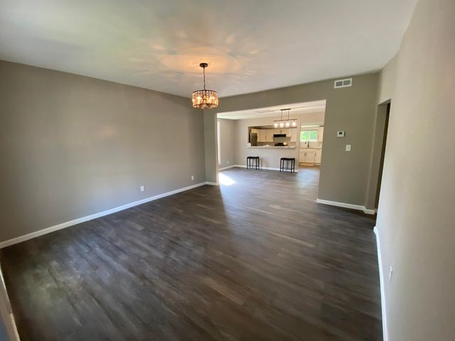 516 E Main Street, Carlisle, KY 40311