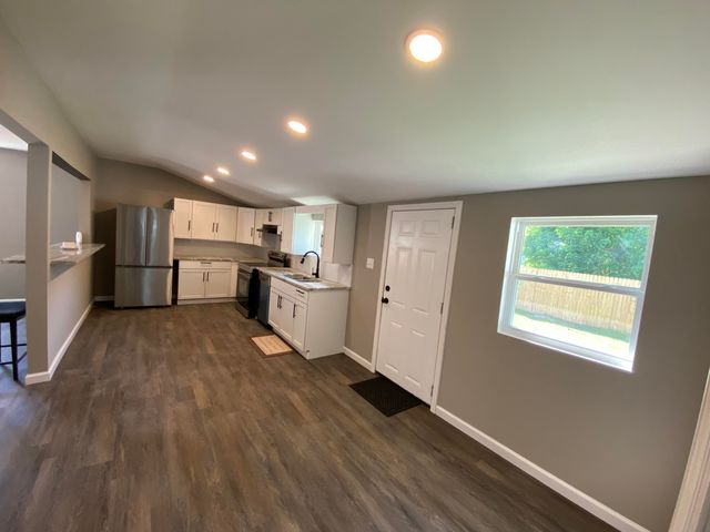 516 E Main Street, Carlisle, KY 40311