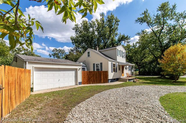 3005 Oakwood Street, Ann Arbor, MI 48104