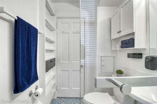 3005 Oakwood Street, Ann Arbor, MI 48104