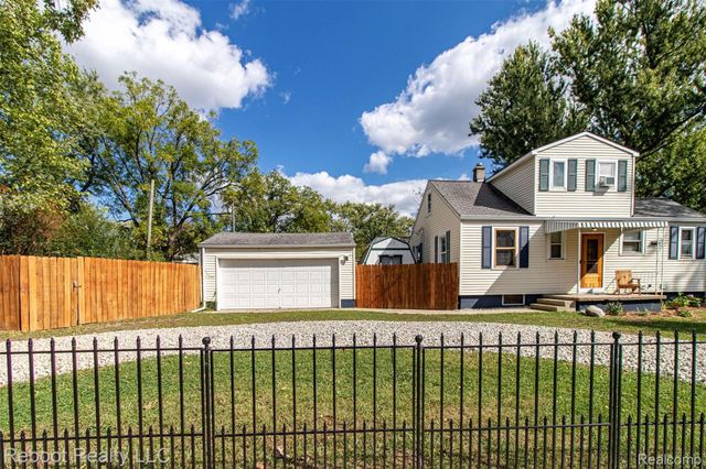 3005 Oakwood Street, Ann Arbor, MI 48104