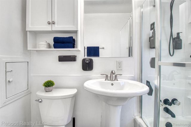 3005 Oakwood Street, Ann Arbor, MI 48104