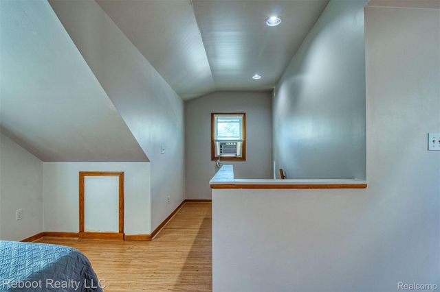 3005 Oakwood Street, Ann Arbor, MI 48104