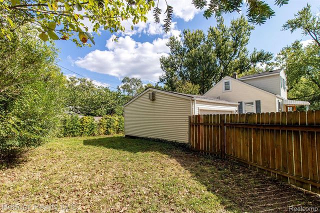 3005 Oakwood Street, Ann Arbor, MI 48104