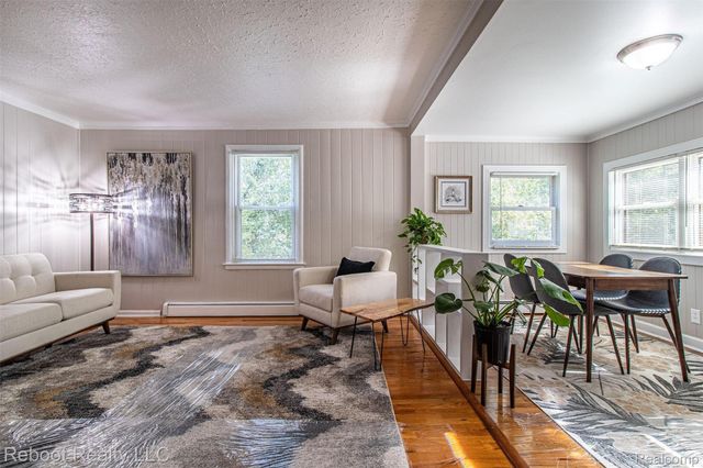 3005 Oakwood Street, Ann Arbor, MI 48104