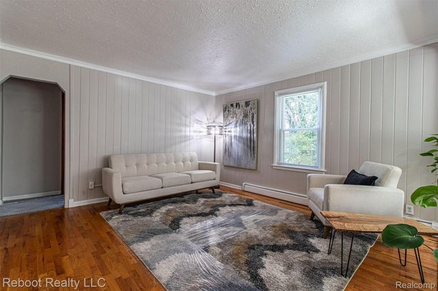 3005 Oakwood Street, Ann Arbor, MI 48104