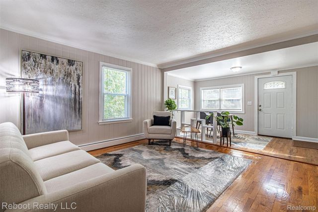 3005 Oakwood Street, Ann Arbor, MI 48104