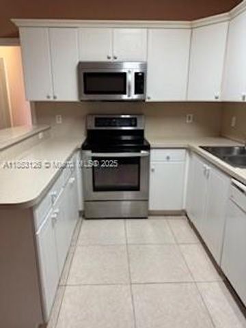7551 NW 176th Ter 7551, Hialeah, FL 33015