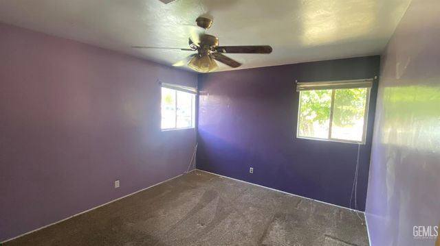 105 D Street, Taft, CA 93268