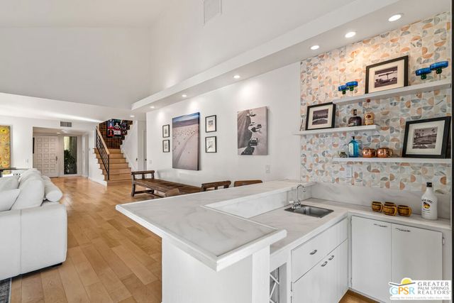 2580 W La Condesa Drive, Palm Springs, CA 92264