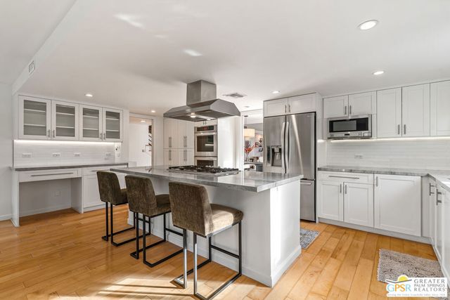 2580 W La Condesa Drive, Palm Springs, CA 92264