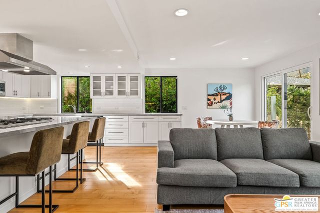 2580 W La Condesa Drive, Palm Springs, CA 92264