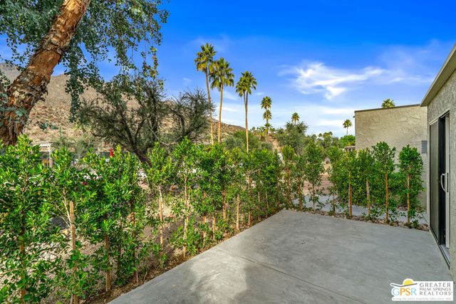 2580 W La Condesa Drive, Palm Springs, CA 92264