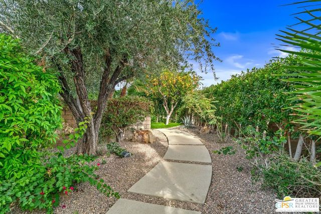 2580 W La Condesa Drive, Palm Springs, CA 92264