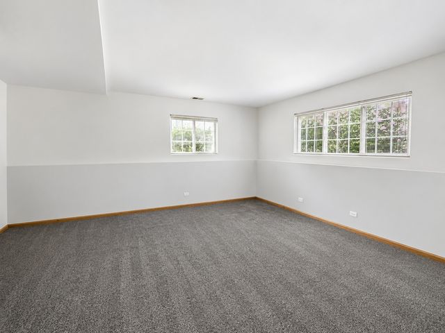 2232 Dawson Lane 2232, Algonquin, IL 60102