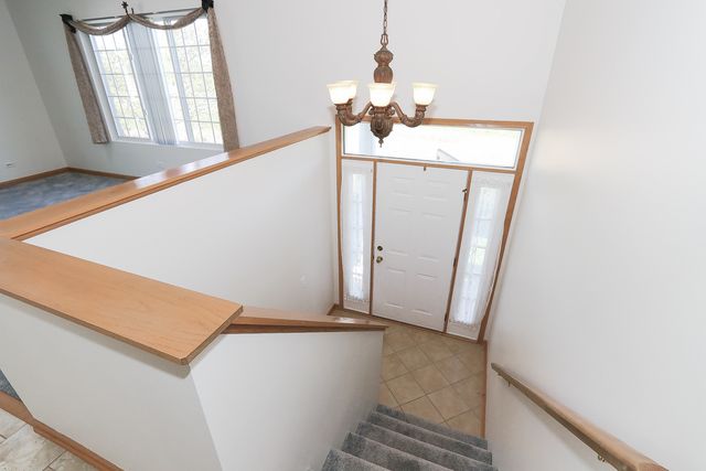 2232 Dawson Lane 2232, Algonquin, IL 60102