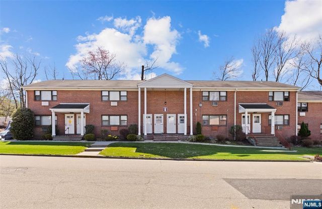 6 Colonial Drive 6A, Little Falls, NJ 07424