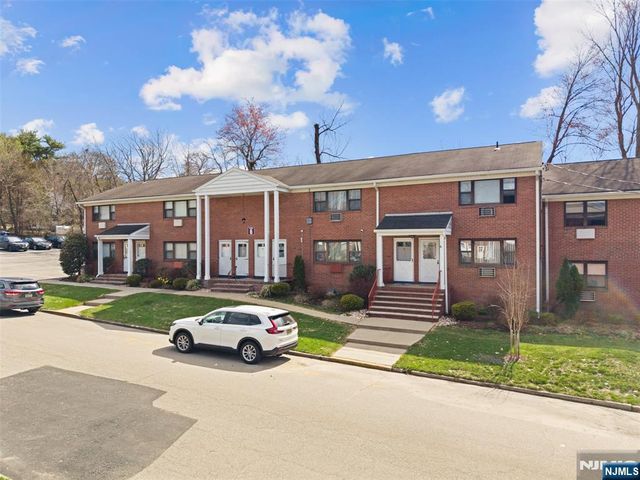 6 Colonial Drive 6A, Little Falls, NJ 07424