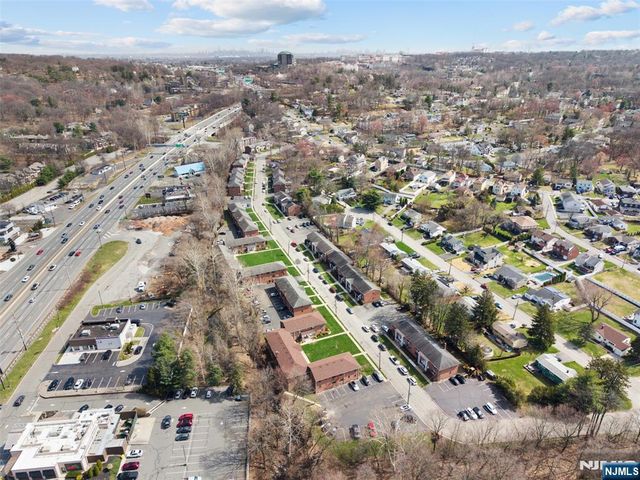 6 Colonial Drive 6A, Little Falls, NJ 07424