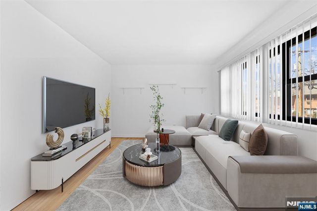 6 Colonial Drive 6A, Little Falls, NJ 07424