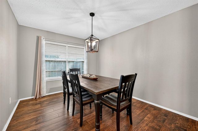 930 Holly Hall Drive, Richmond, TX 77406