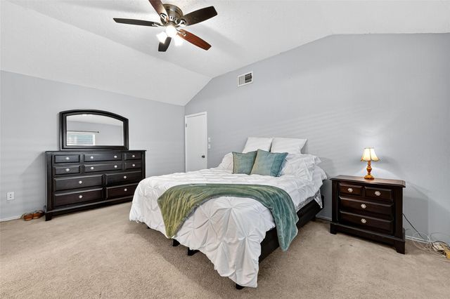 930 Holly Hall Drive, Richmond, TX 77406