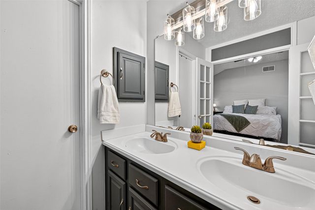 930 Holly Hall Drive, Richmond, TX 77406