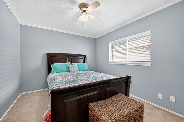 930 Holly Hall Drive, Richmond, TX 77406