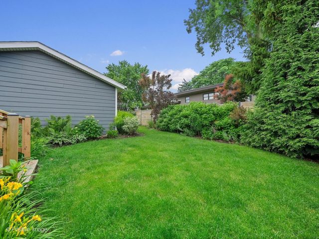 1114 S Stone Avenue, La Grange, IL 60525