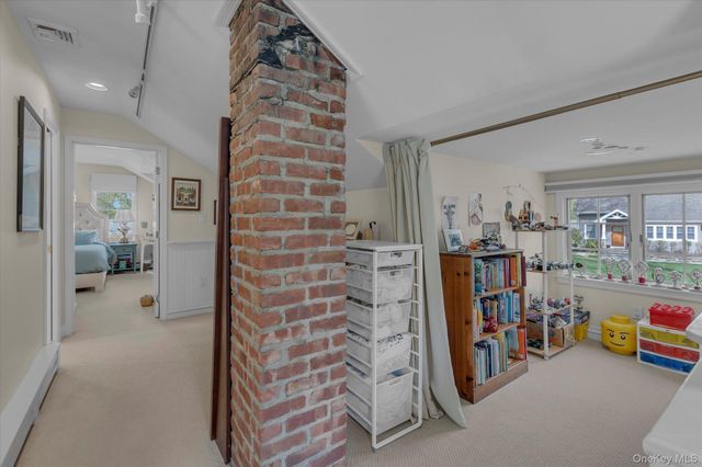 95 Scudder Place, Northport, NY 11768