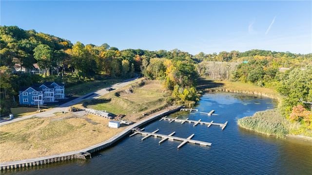 407 Newport Road, Irondequoit, NY 14622
