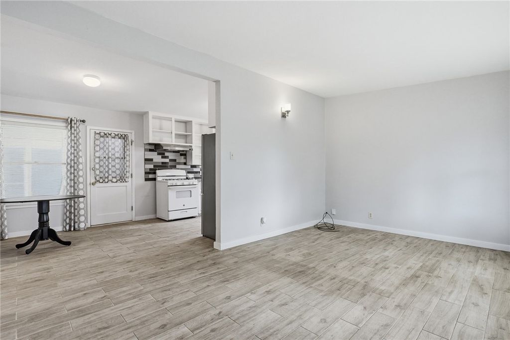 1101 Vance, Corpus Christi, TX 78412 — photo 4