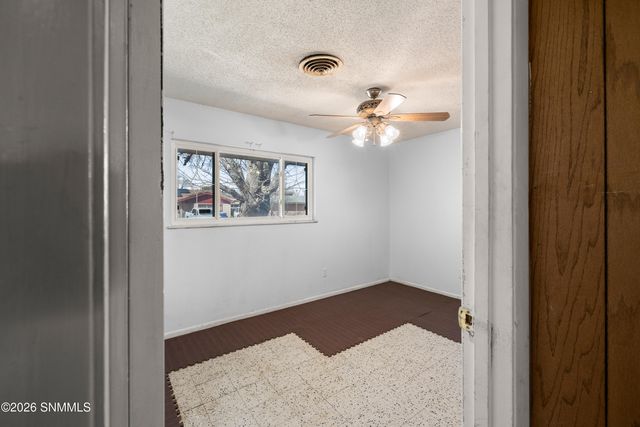 2030 Avalon Drive, Las Cruces, NM 88005
