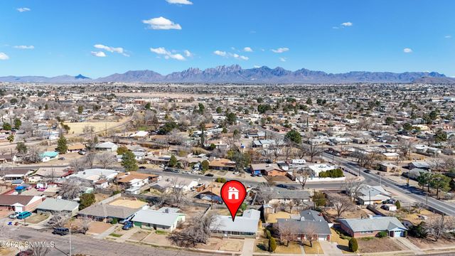 2030 Avalon Drive, Las Cruces, NM 88005