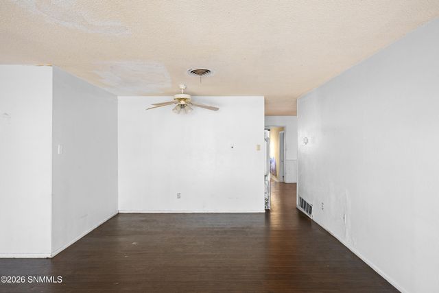 2030 Avalon Drive, Las Cruces, NM 88005