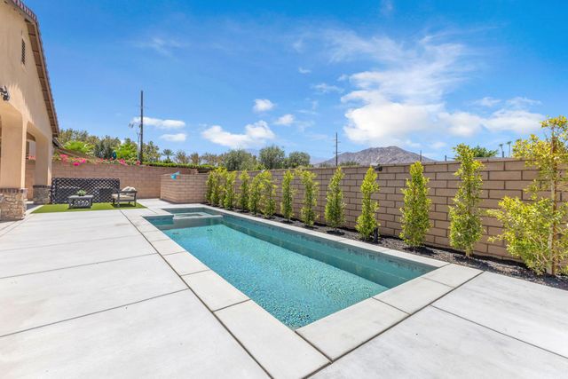 51933 Marquis Lane, La Quinta, CA 92253