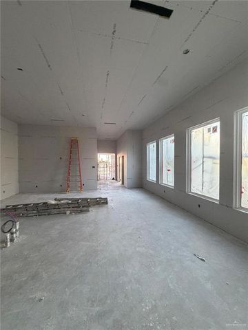 4101 Zanesville Avenue, Mcallen, TX 78503