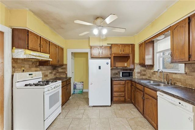 1819 FREEMAN Avenue, Kansas City, KS 66102