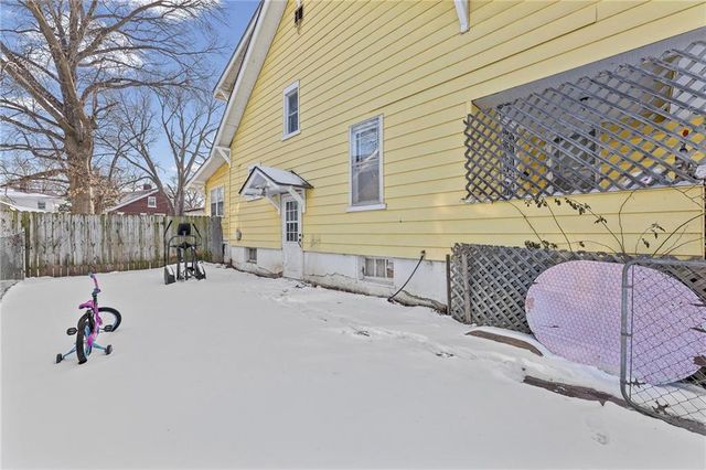 1819 FREEMAN Avenue, Kansas City, KS 66102