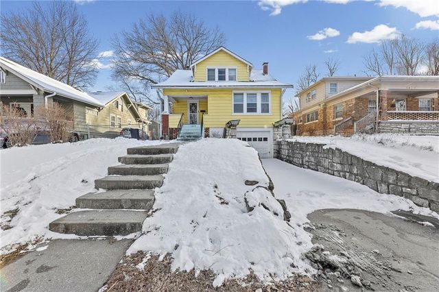 1819 FREEMAN Avenue, Kansas City, KS 66102