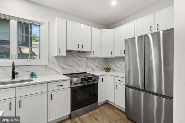 89 SAXER AVE, Springfield, PA 19064