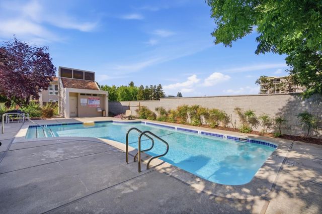 824 Kingfisher Terrace, Sunnyvale, CA 94087