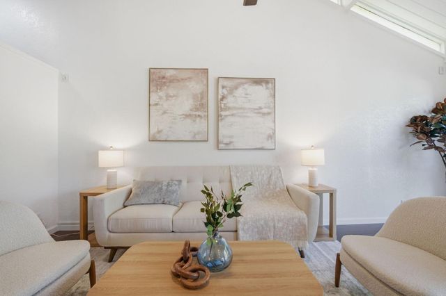 824 Kingfisher Terrace, Sunnyvale, CA 94087