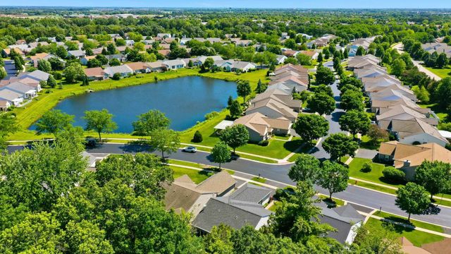12365 Lilly Lane, Huntley, IL 60142