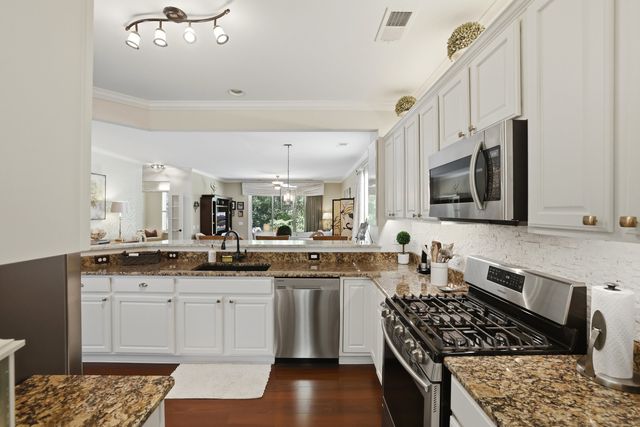 12365 Lilly Lane, Huntley, IL 60142