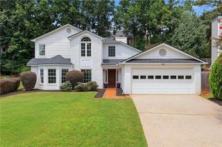 9055 Club River Drive, Roswell, GA 30076