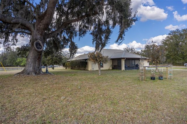 327 SW TIMUQUA TERRACE, Fort White, FL 32038