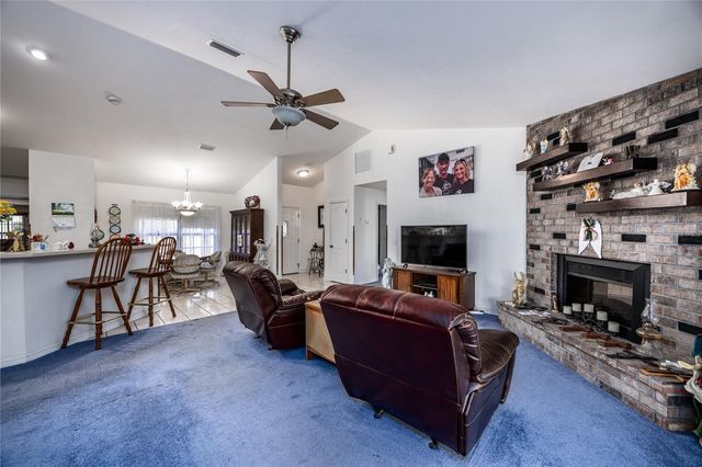 327 SW TIMUQUA TERRACE, Fort White, FL 32038